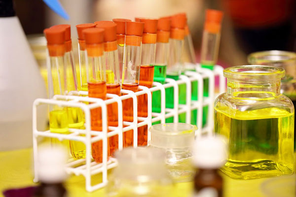 Photo of solvents in test tubes