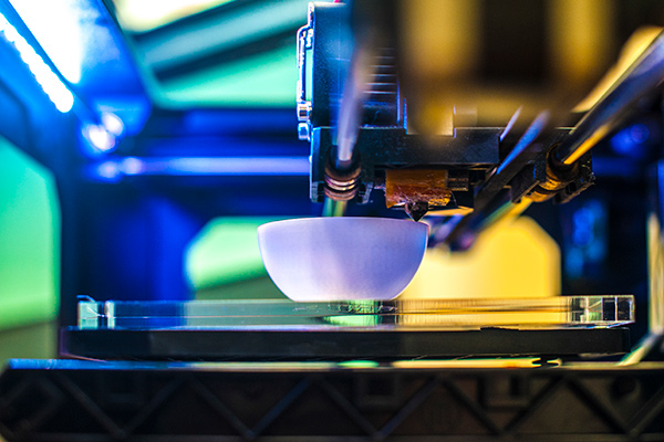 Photo of a 3D printer - learn more about Direct digital production - the challenge to injection moulding