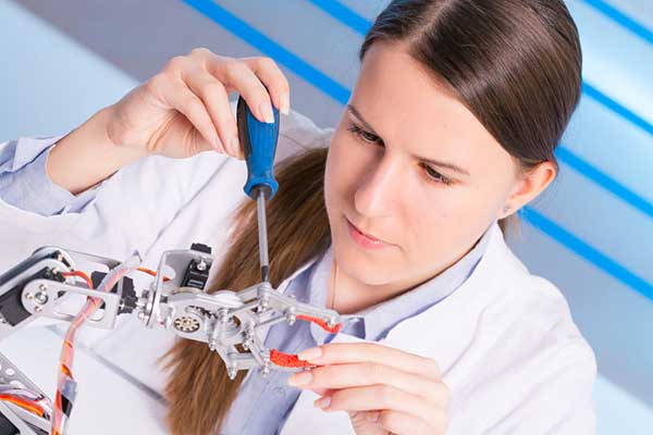 Hands-on learning for high school plastics technical training - see a complete curriculum in the Prospector Knowledge Center.