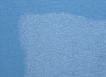 Picture framing, or "hatbanding" defect (Photo: The Paint Quality Institute) - learn about coatings formulation compatibility in the Prospector Knowledge Center.