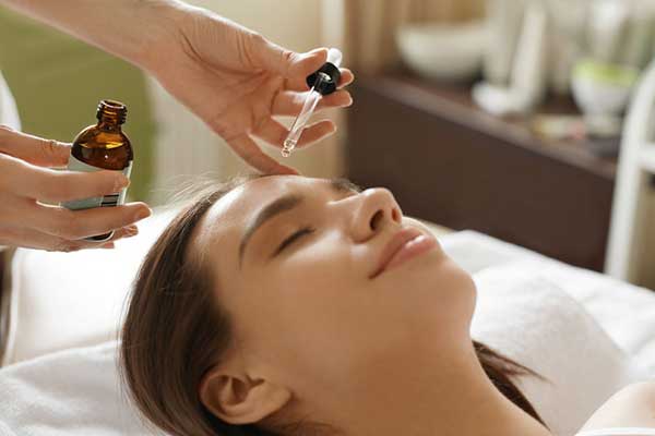 Learn the uses of facial oils in personal care products and formulations.