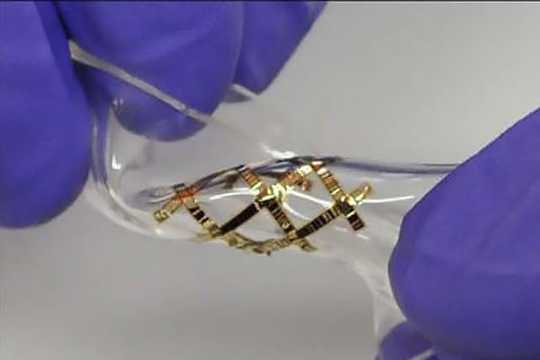 stretchable electronic devices - Credit: Matsuhisa, N. et al. Nature Communications. 25 July 2015/Creative Commons - Learn more about Graphene and nanotechnology in stretchable electronics